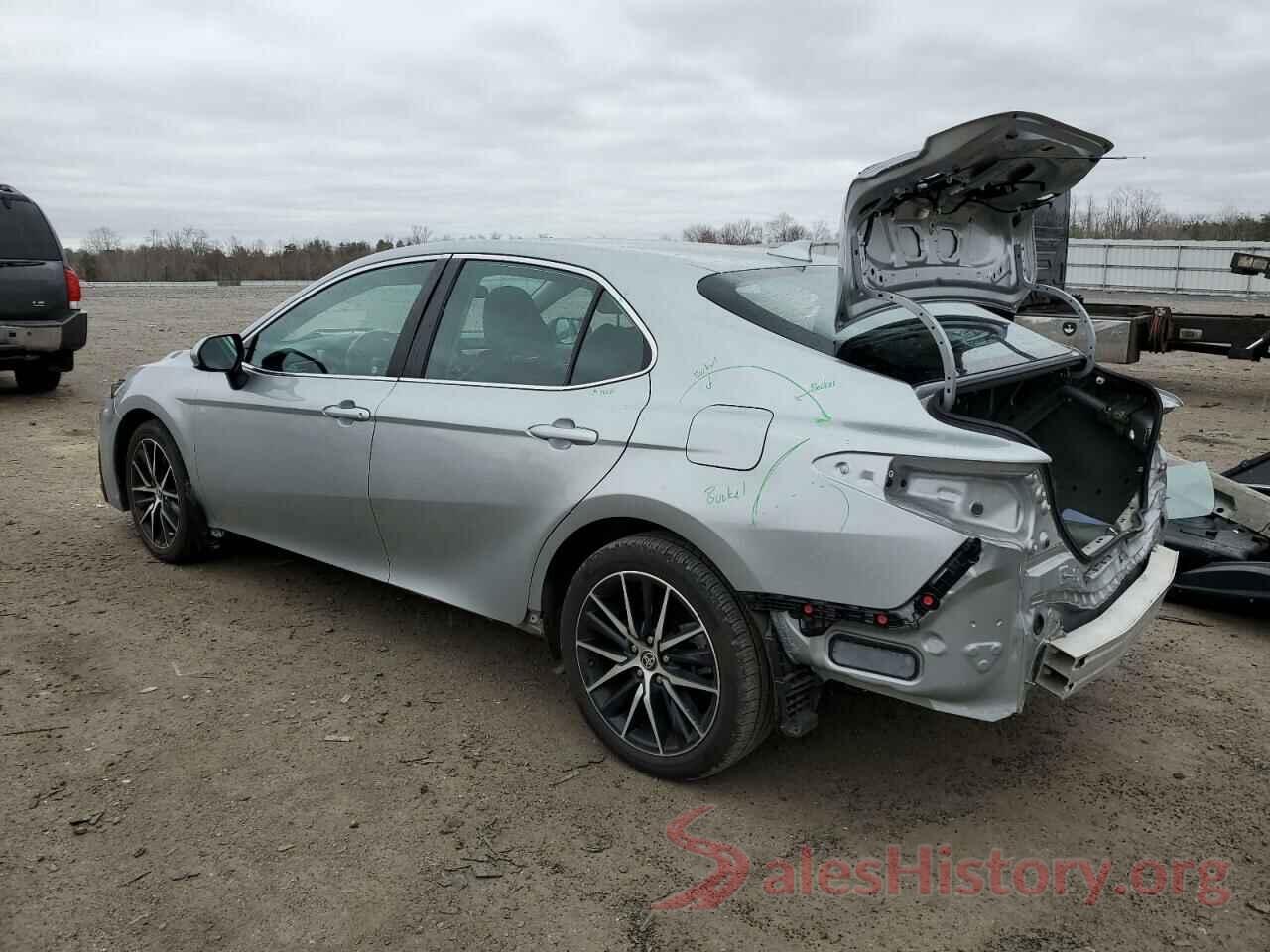 4T1G11AK4MU405628 2021 TOYOTA CAMRY