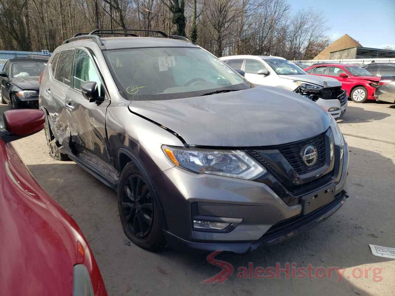 5N1AT2MV1JC758888 2018 NISSAN ROGUE