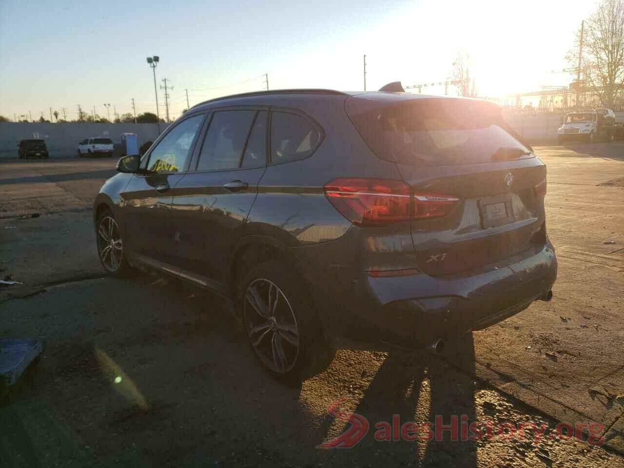 WBXHT3C30J5L29659 2018 BMW X1