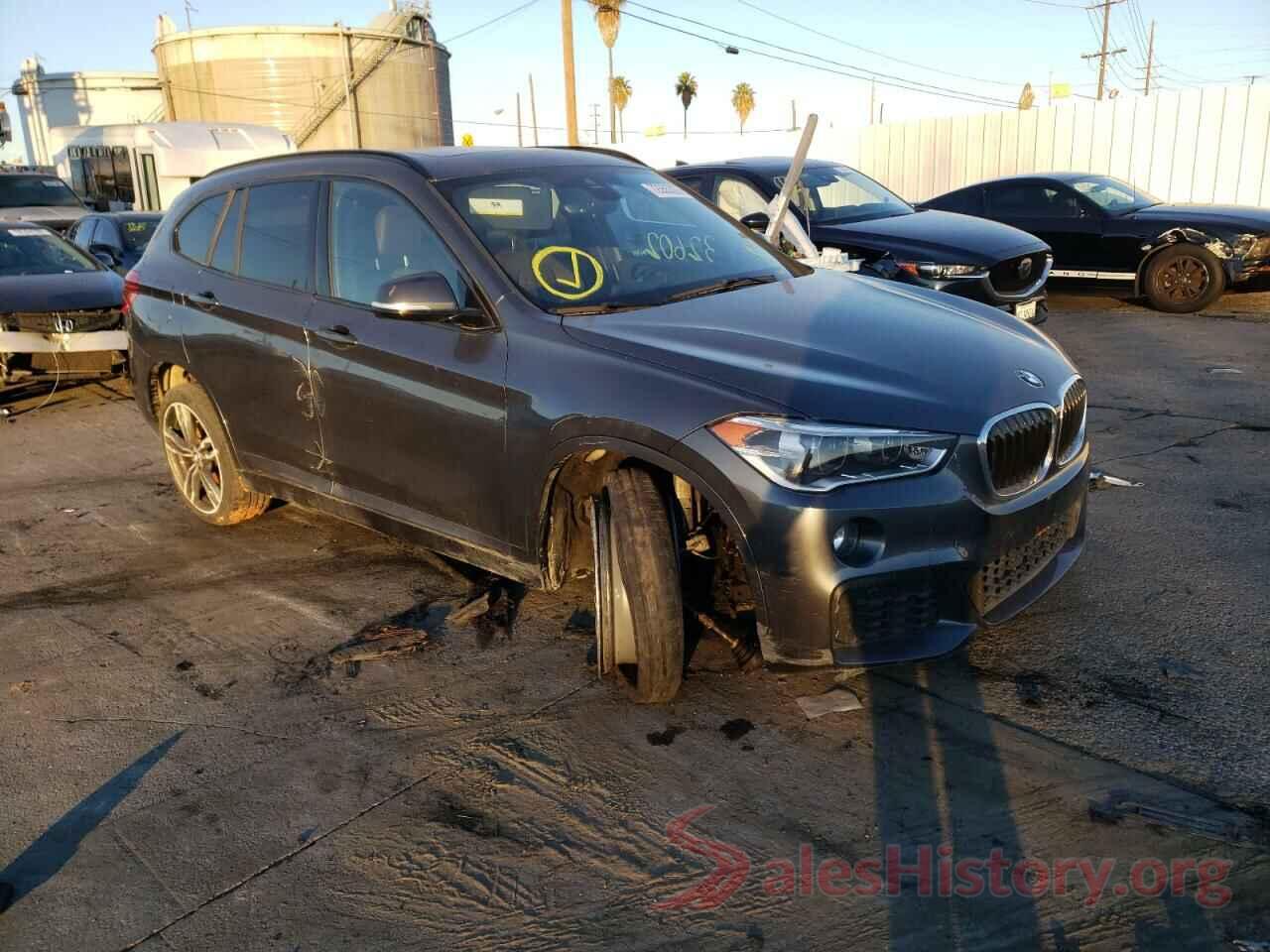 WBXHT3C30J5L29659 2018 BMW X1