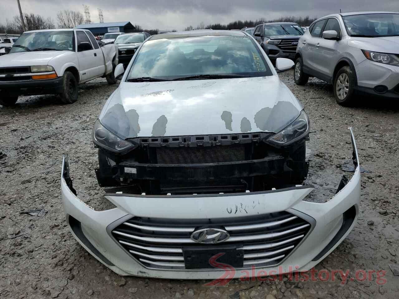 5NPD84LF2JH237613 2018 HYUNDAI ELANTRA