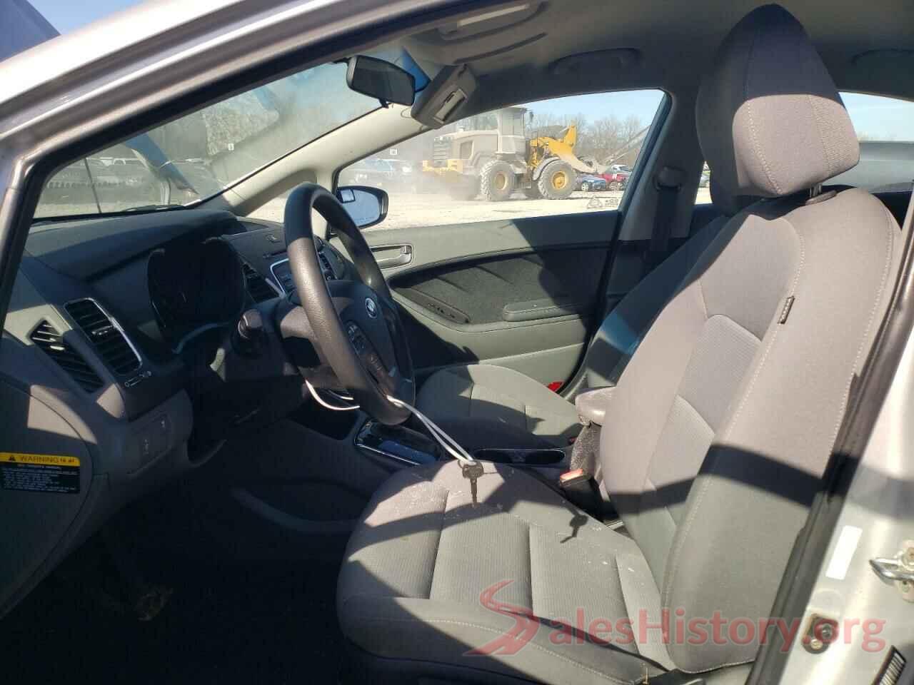 3KPFK4A77JE206304 2018 KIA FORTE