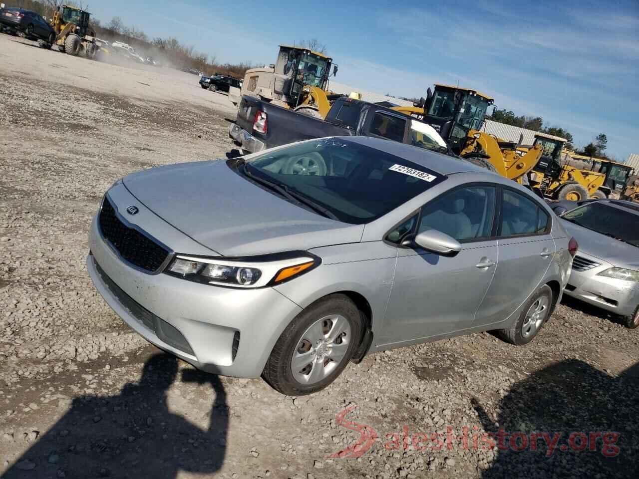 3KPFK4A77JE206304 2018 KIA FORTE