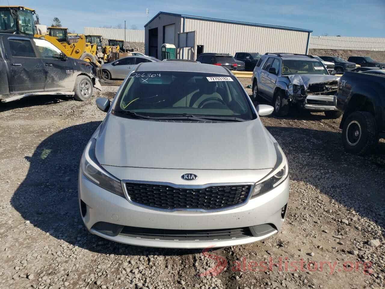 3KPFK4A77JE206304 2018 KIA FORTE