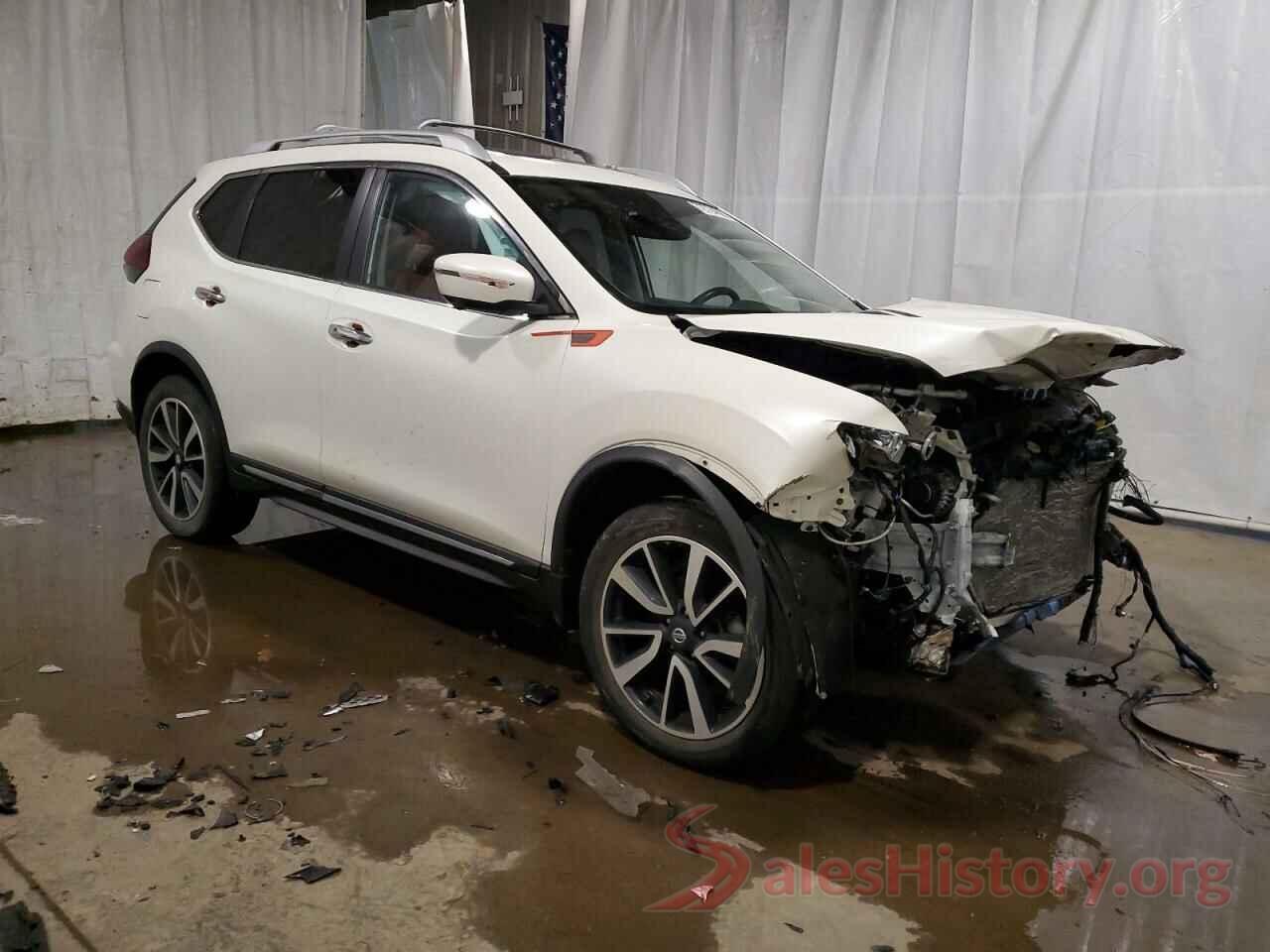 JN8AT2MV2JW302504 2018 NISSAN ROGUE