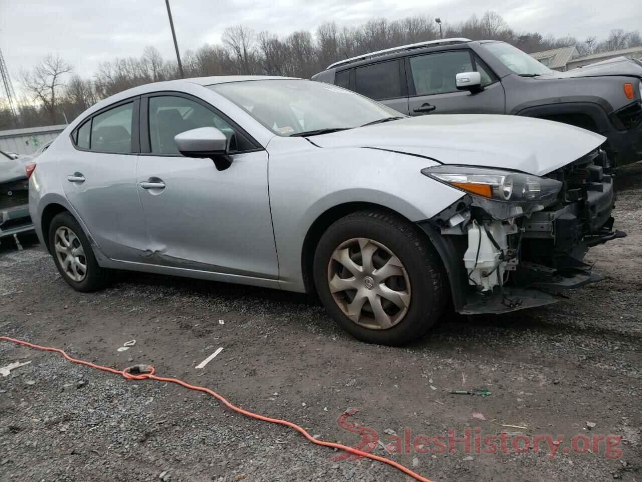 3MZBN1U7XJM275751 2018 MAZDA 3