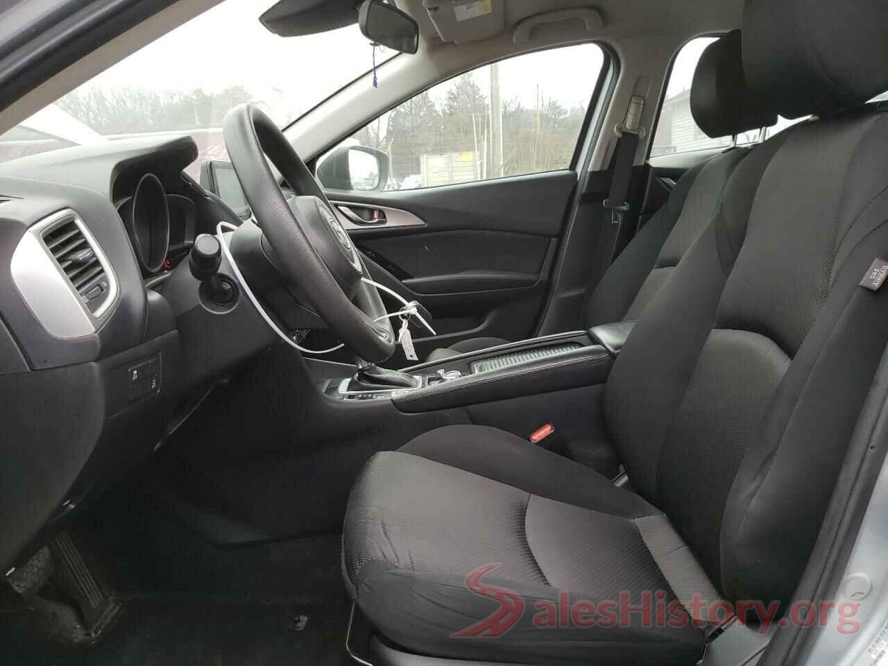 3MZBN1U7XJM275751 2018 MAZDA 3