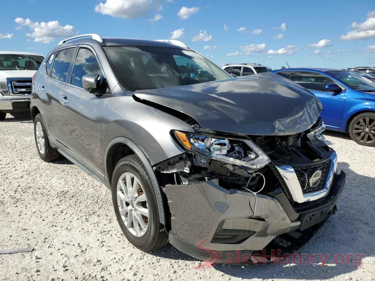 KNMAT2MV0JP510077 2018 NISSAN ROGUE