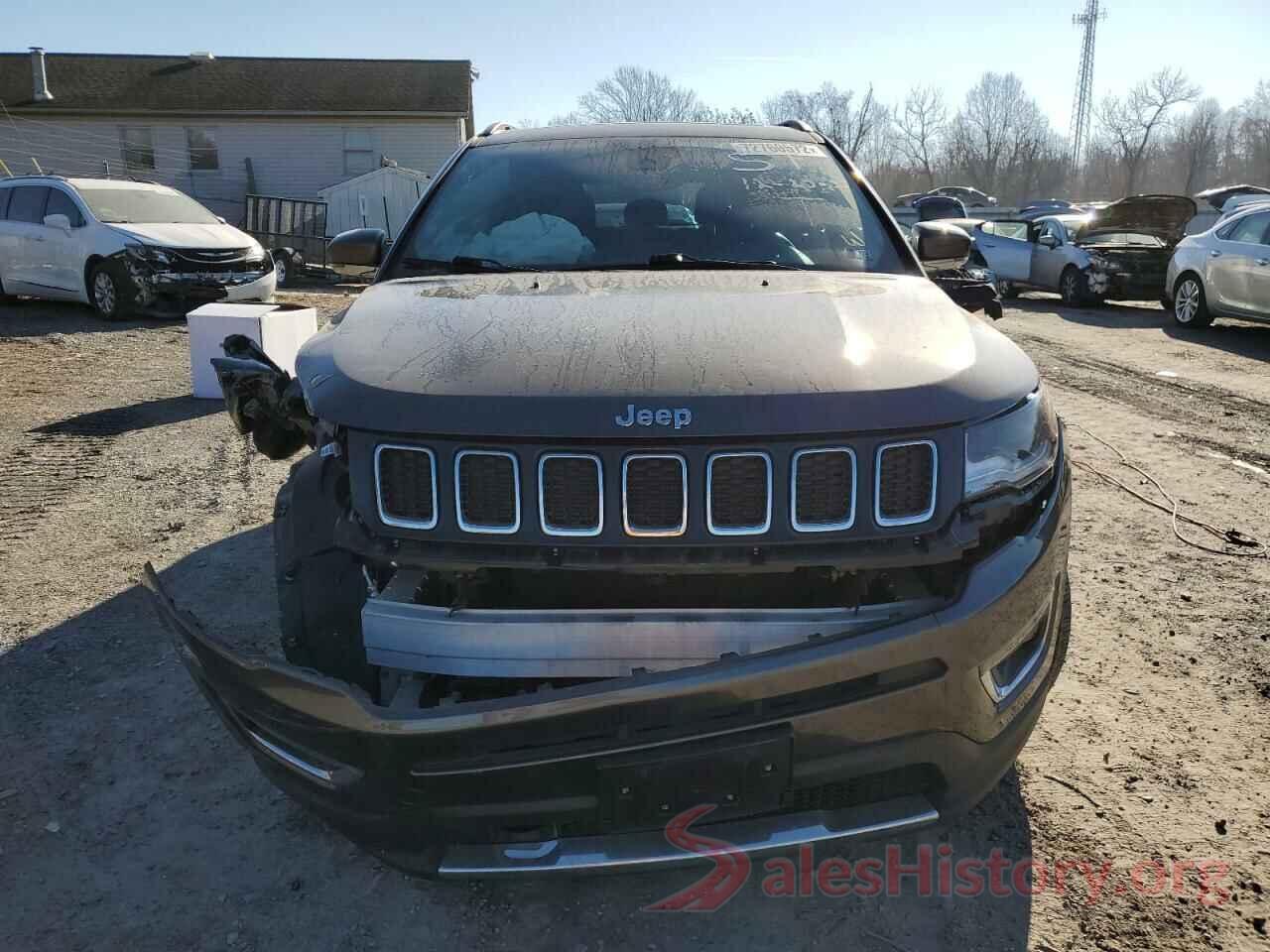 3C4NJDCB0JT207158 2018 JEEP COMPASS