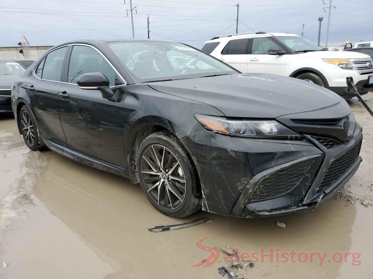 4T1G11AK7NU072830 2022 TOYOTA CAMRY