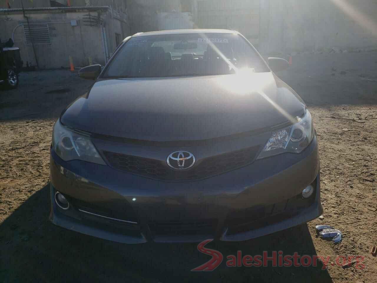 4T1BF1FK0EU772399 2014 TOYOTA CAMRY