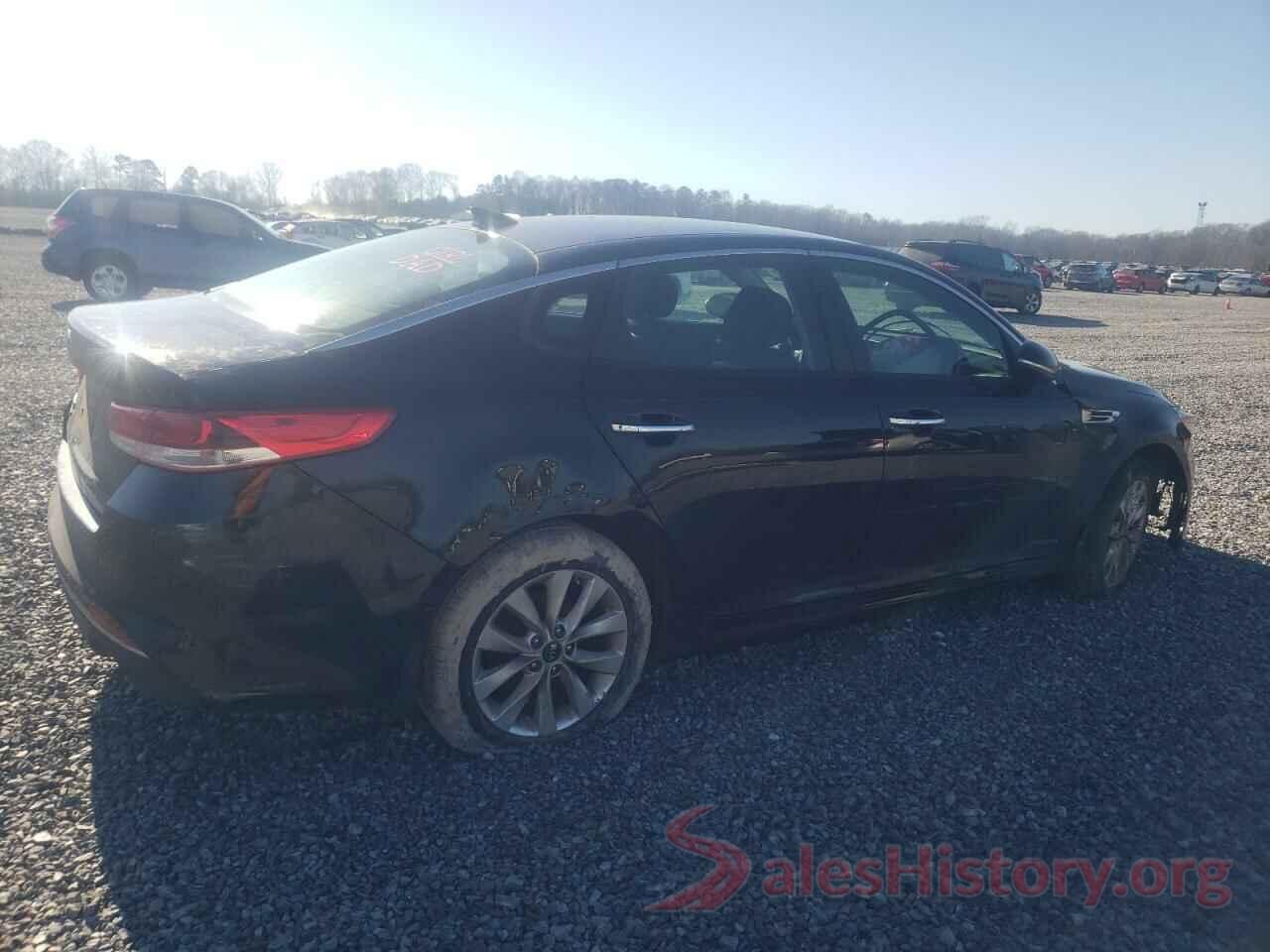 5XXGT4L38JG266255 2018 KIA OPTIMA