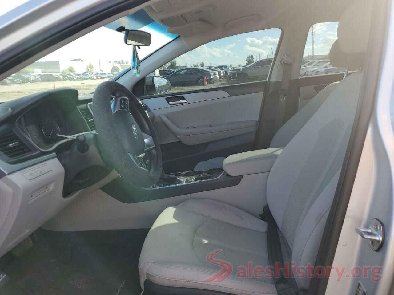 5NPE24AF0KH797298 2019 HYUNDAI SONATA