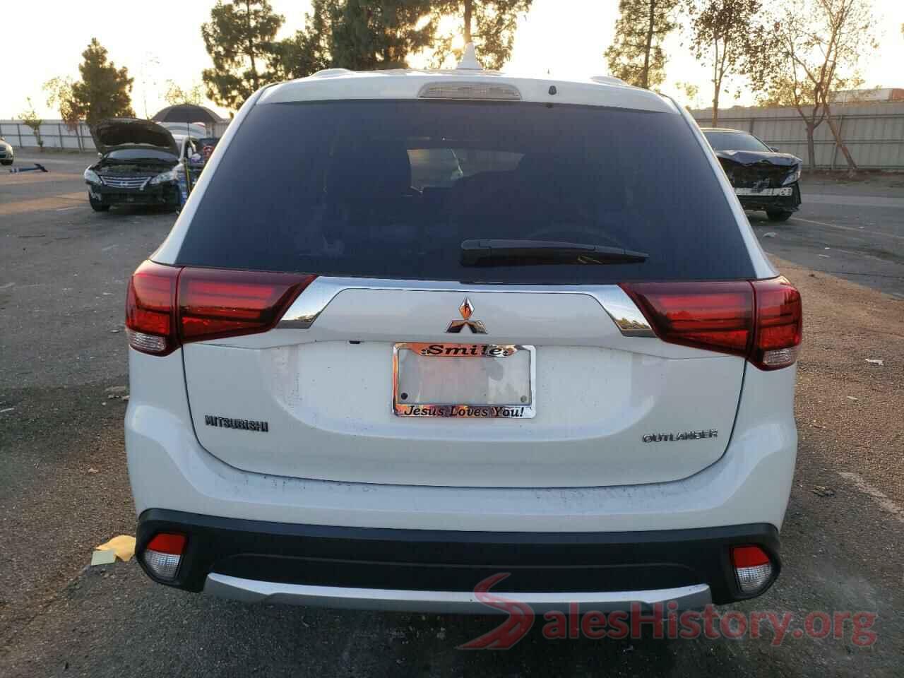 JA4AD2A30JZ010113 2018 MITSUBISHI OUTLANDER