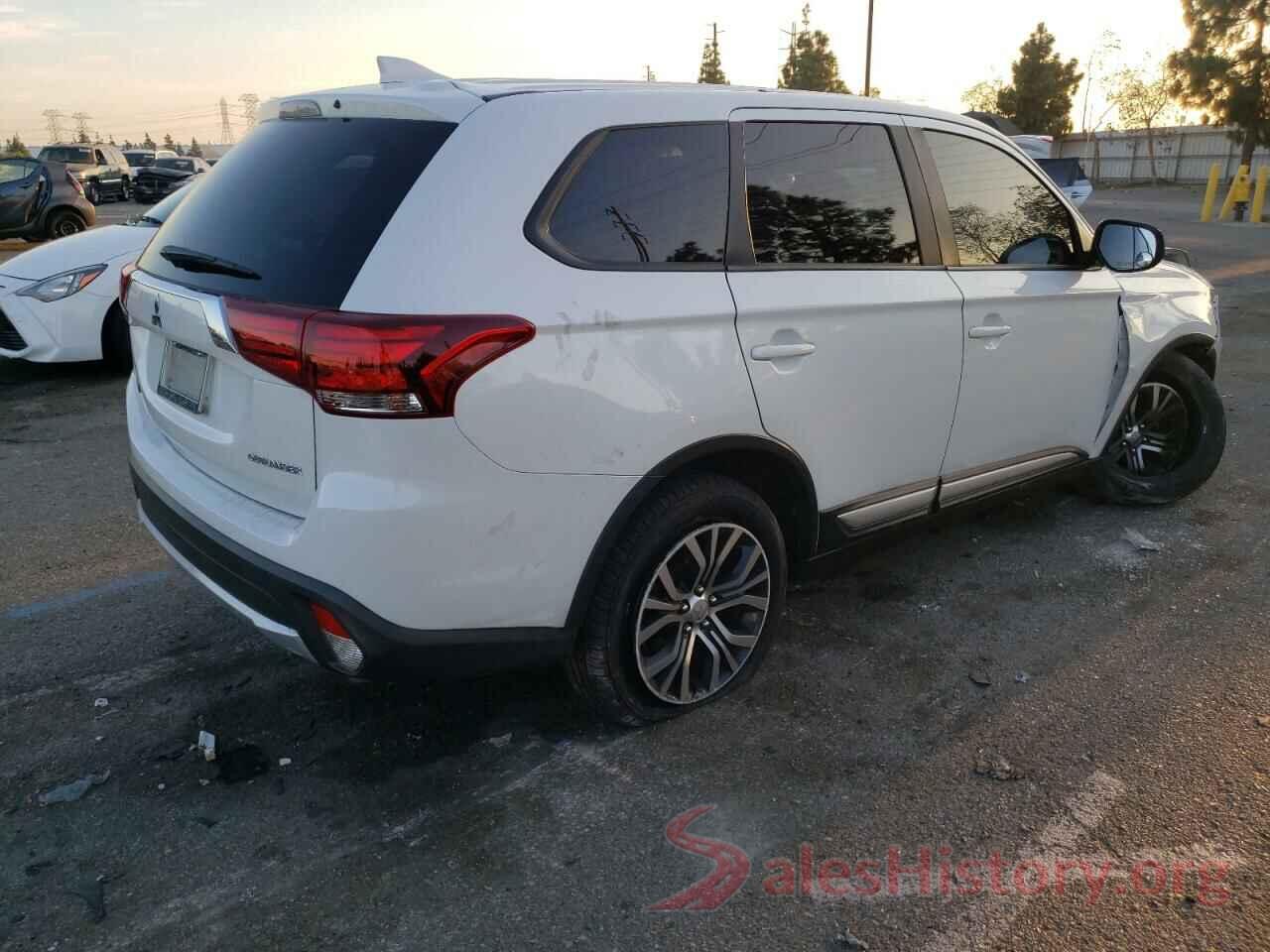 JA4AD2A30JZ010113 2018 MITSUBISHI OUTLANDER