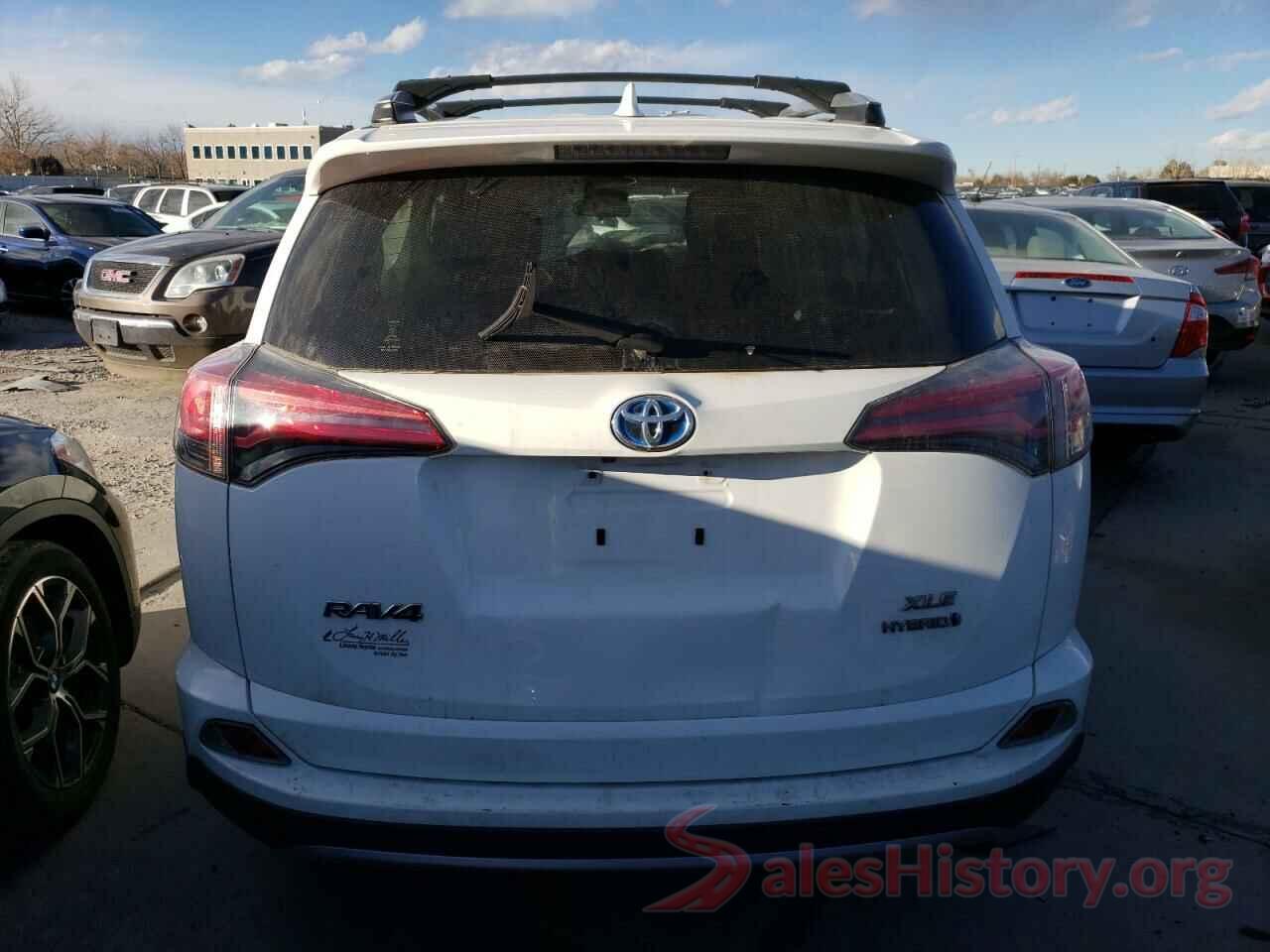 JTMRJREV1HD103008 2017 TOYOTA RAV4