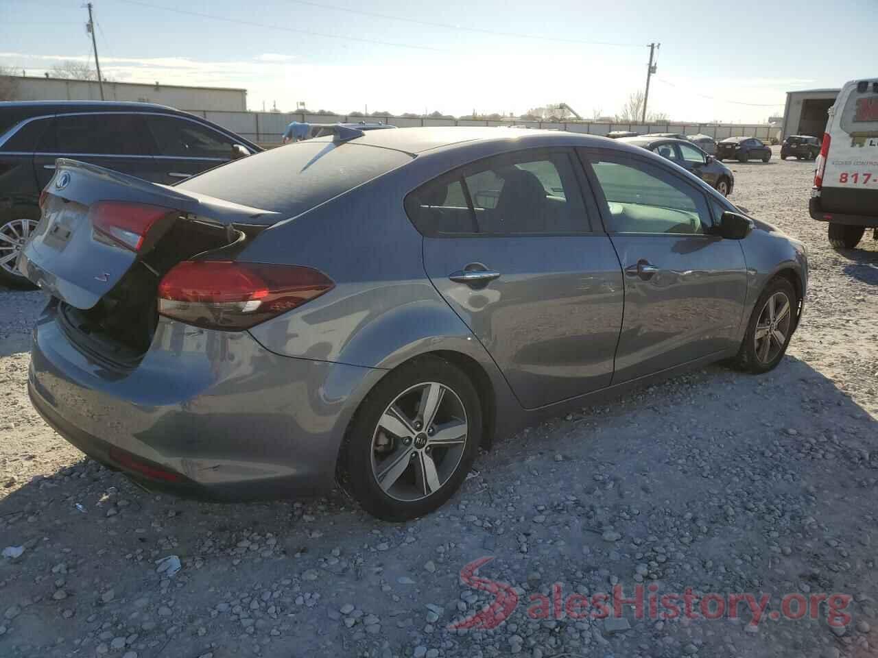 3KPFL4A71JE217862 2018 KIA FORTE