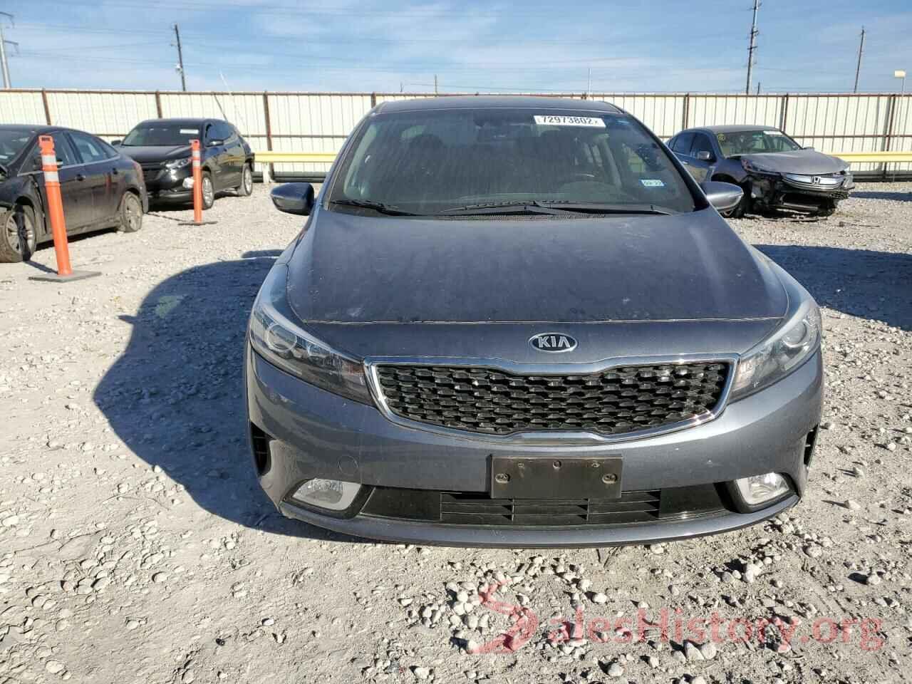 3KPFL4A71JE217862 2018 KIA FORTE