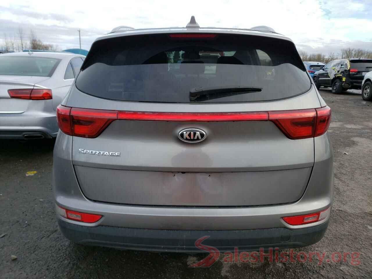 KNDPMCAC7J7438097 2018 KIA SPORTAGE