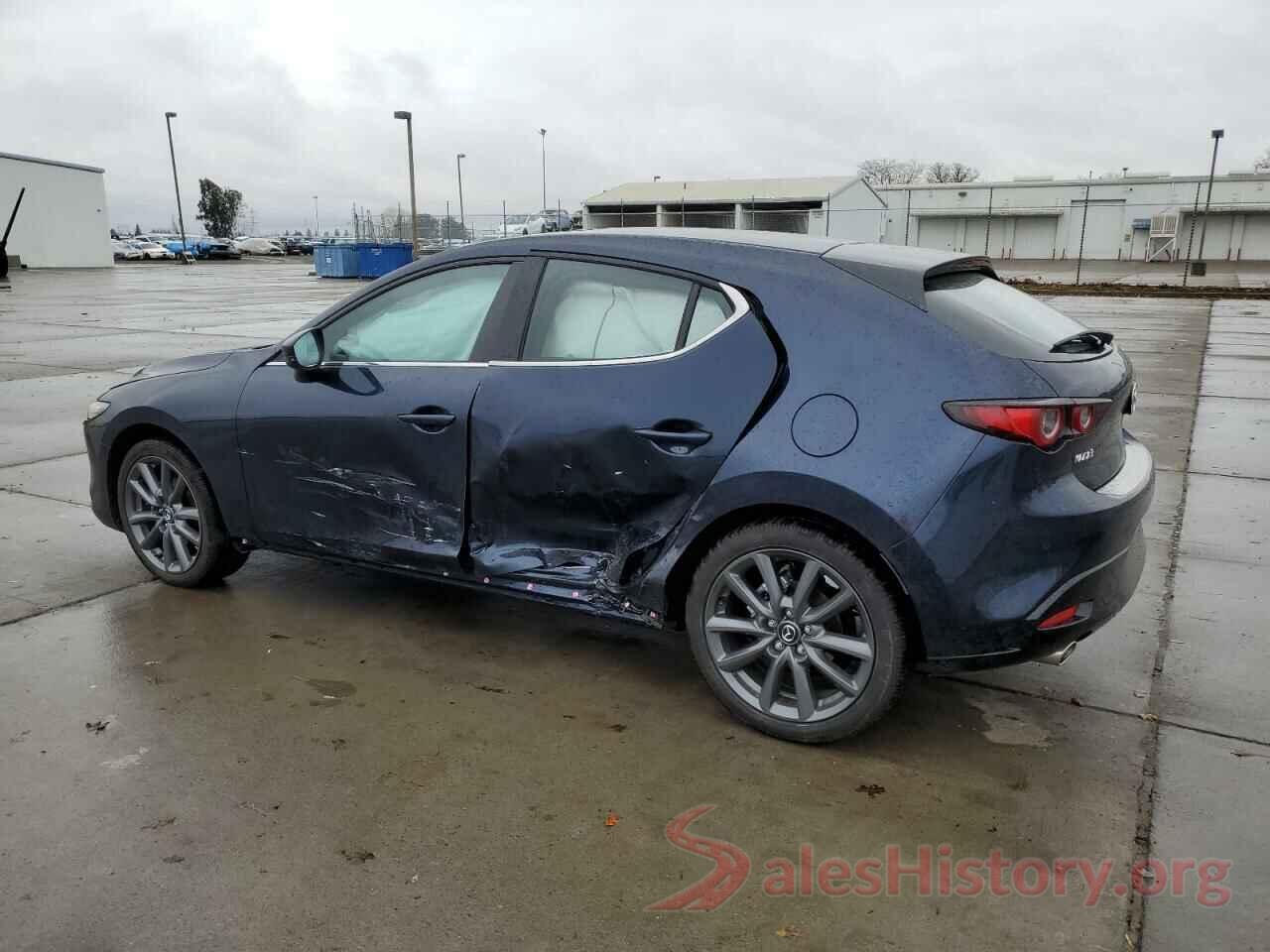 JM1BPALL2N1518645 2022 MAZDA 3