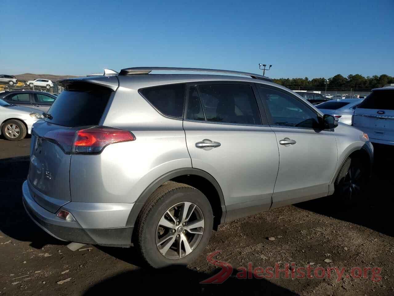 2T3RFREV7HW677116 2017 TOYOTA RAV4