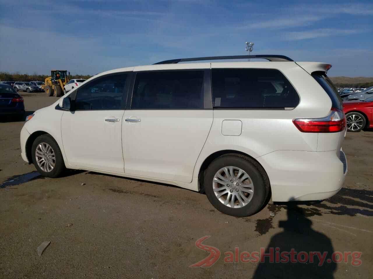 5TDYZ3DC6HS872044 2017 TOYOTA SIENNA