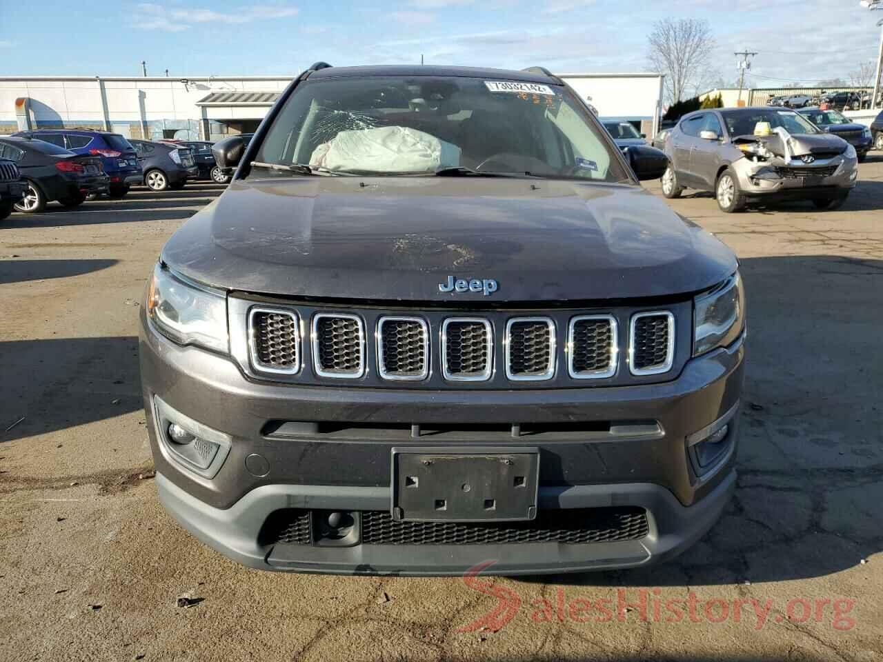 3C4NJDBB5JT117859 2018 JEEP COMPASS