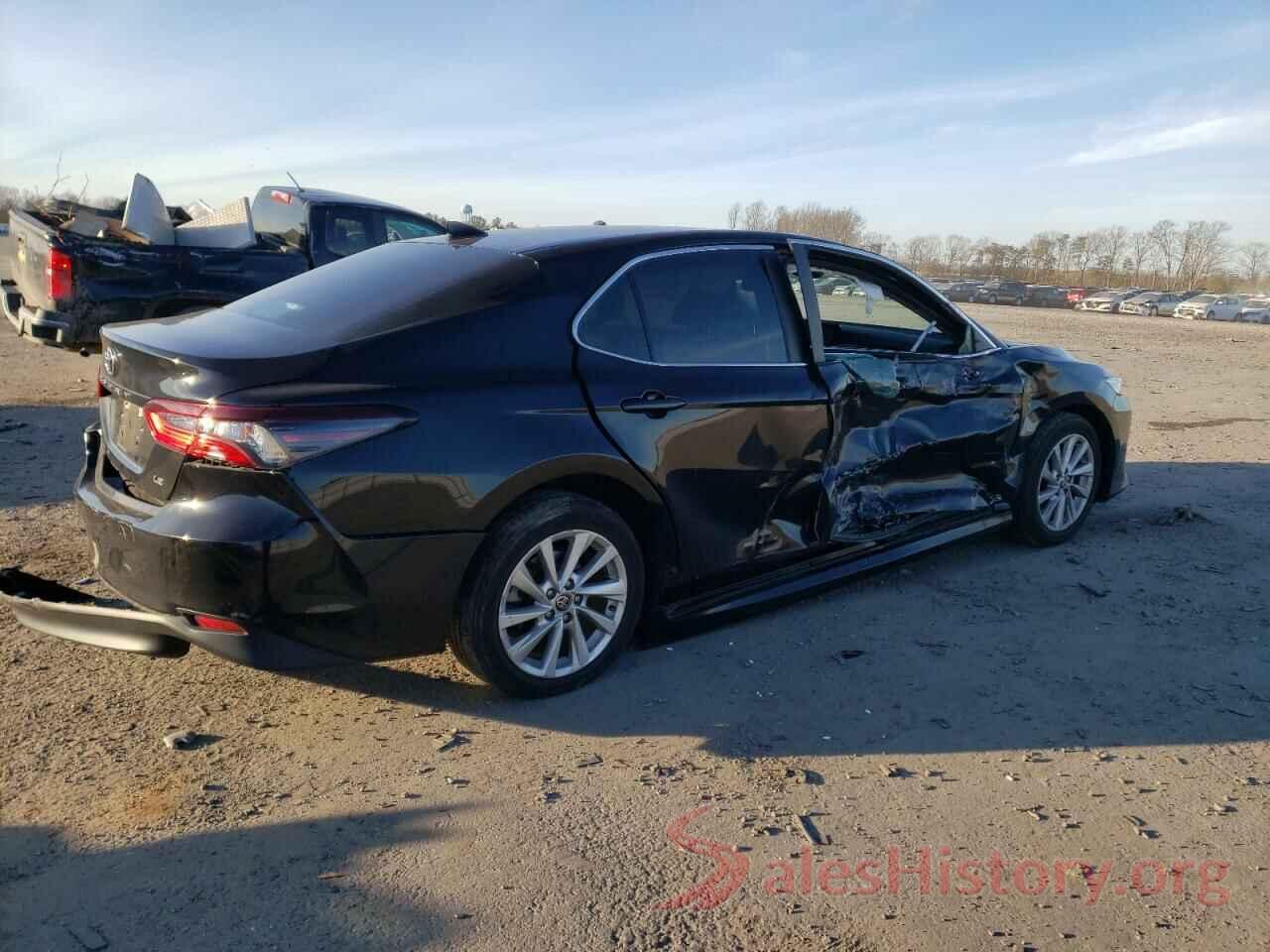 4T1C11AK8MU547463 2021 TOYOTA CAMRY