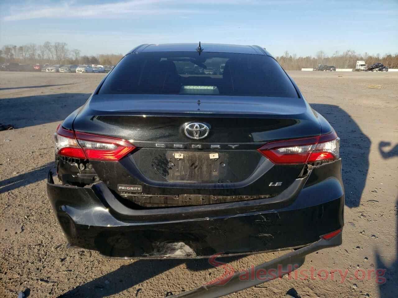 4T1C11AK8MU547463 2021 TOYOTA CAMRY