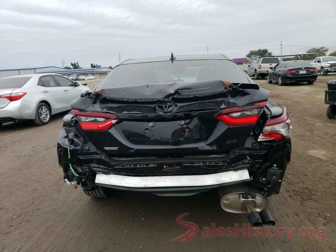 4T1T11AK3NU039046 2022 TOYOTA CAMRY