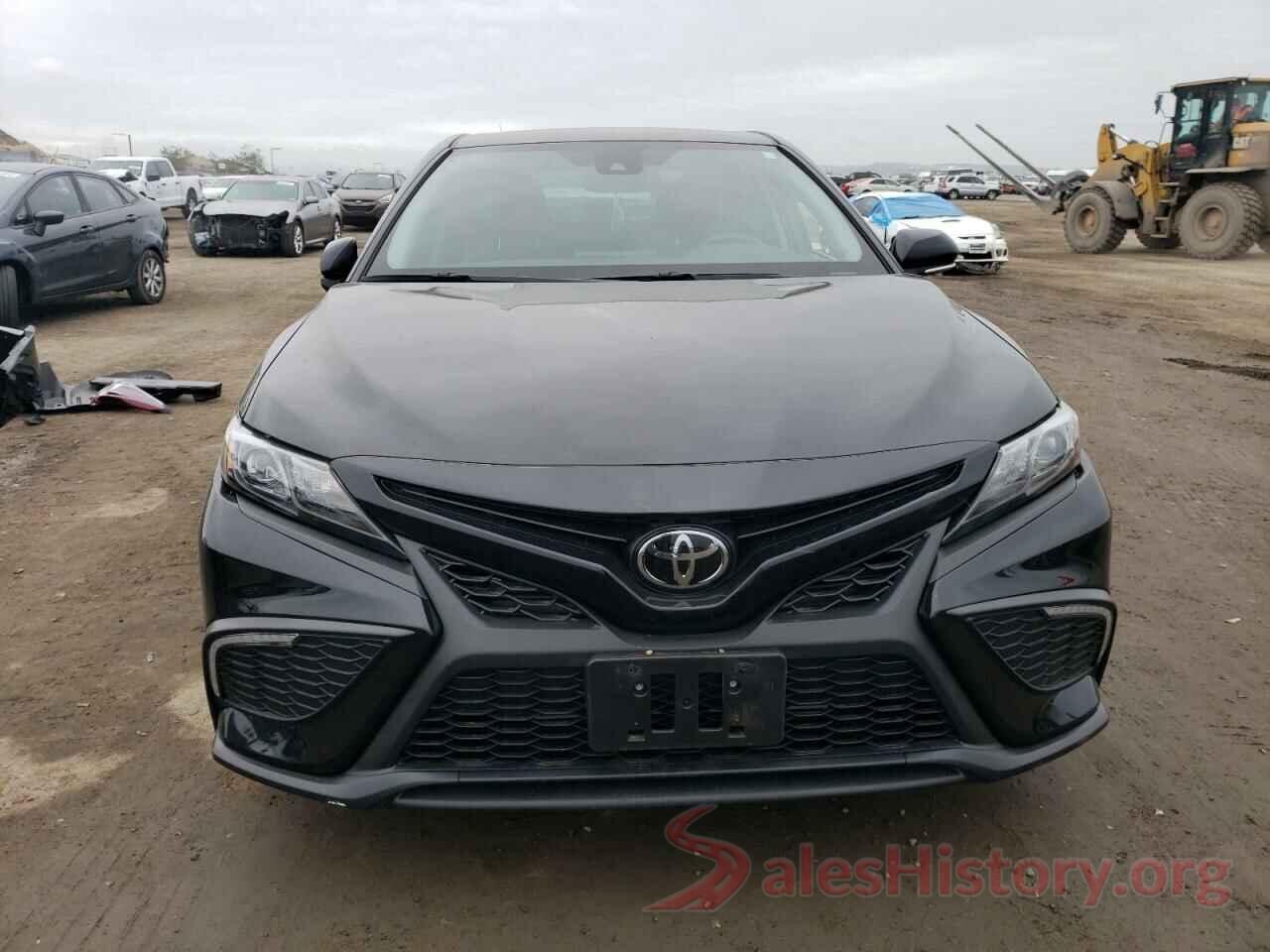 4T1T11AK3NU039046 2022 TOYOTA CAMRY