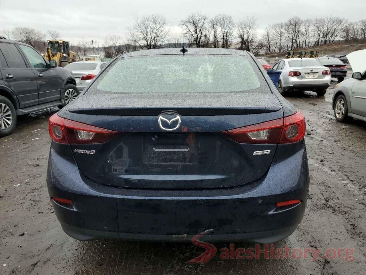 3MZBN1V3XJM229283 2018 MAZDA 3