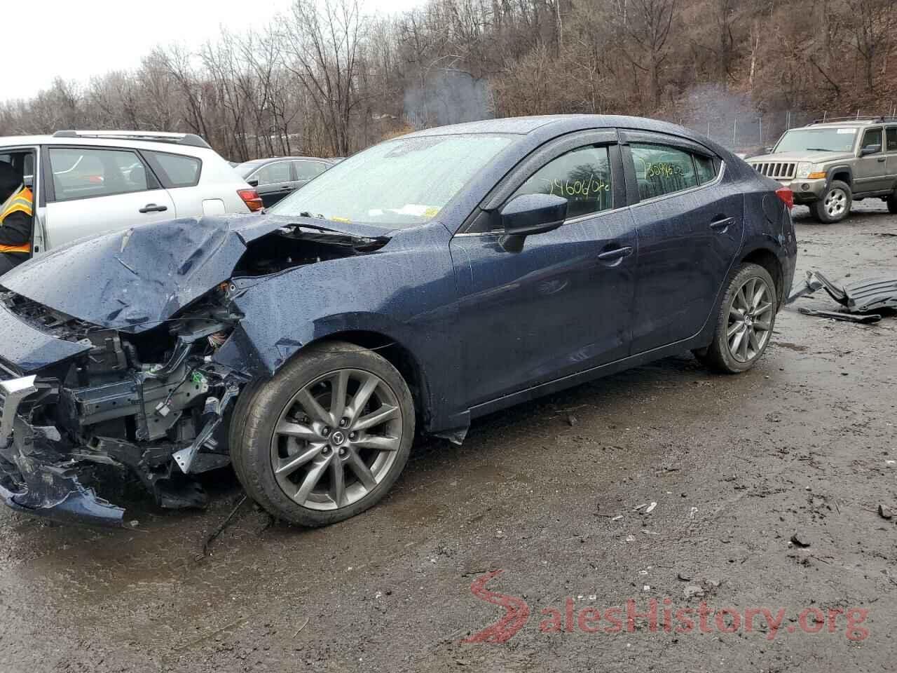 3MZBN1V3XJM229283 2018 MAZDA 3