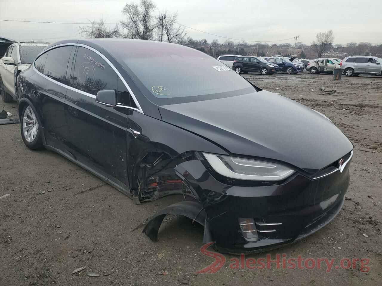 5YJXCBE21JF088751 2018 TESLA MODEL X