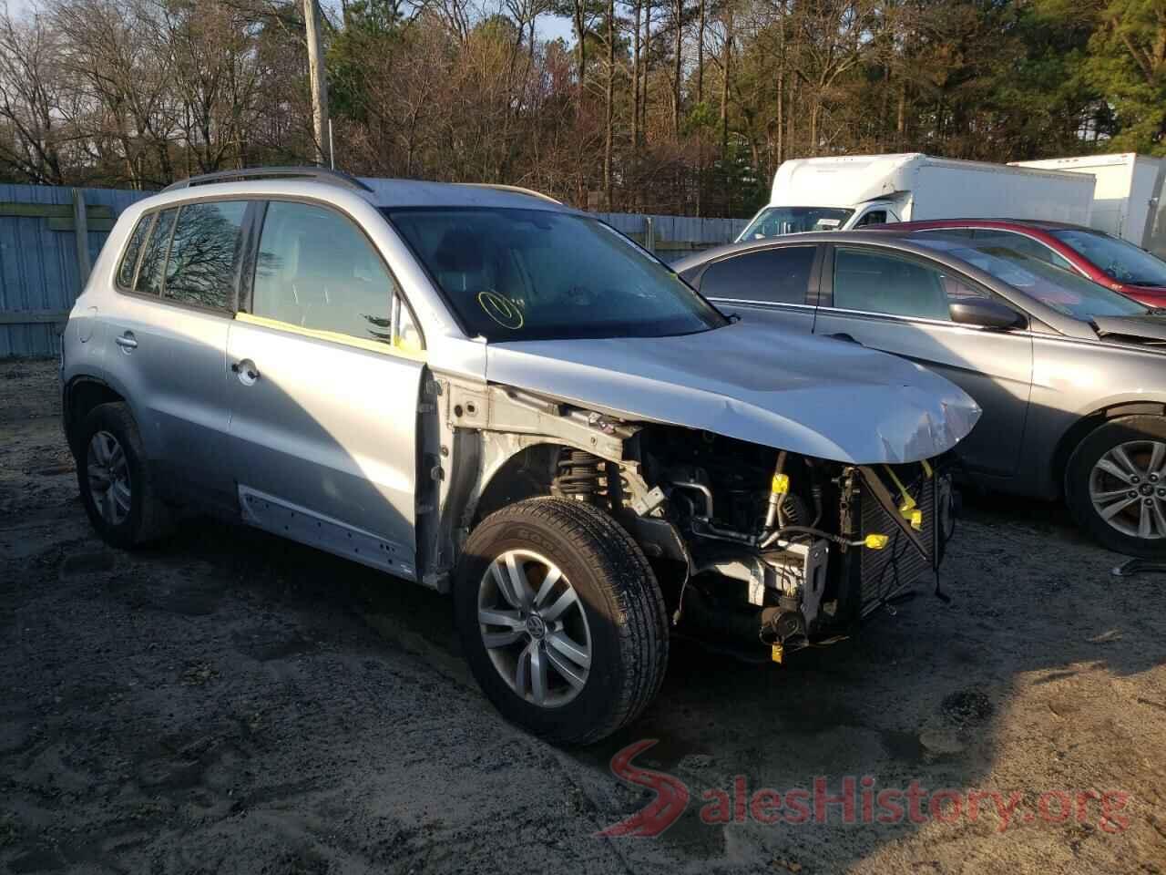 WVGBV7AX9HK041110 2017 VOLKSWAGEN TIGUAN