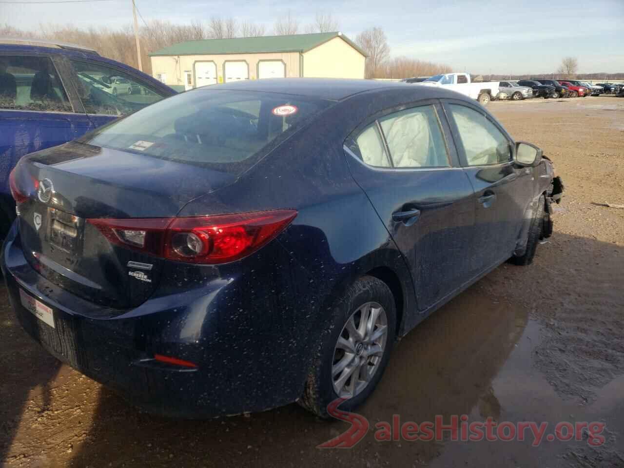 3MZBN1U76JM223758 2018 MAZDA 3