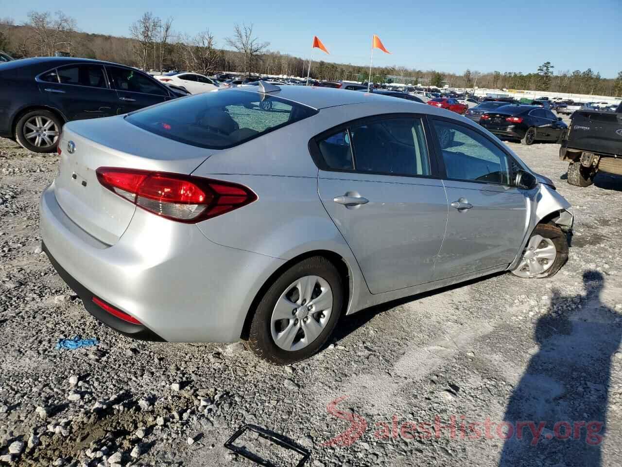 3KPFL4A7XJE194937 2018 KIA FORTE