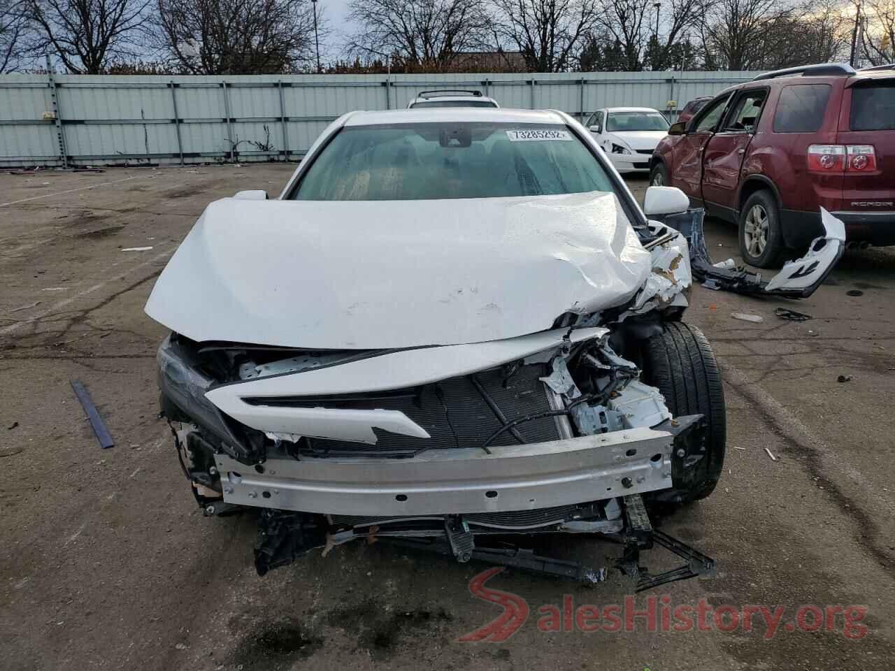 4T1G11BK0NU050599 2022 TOYOTA CAMRY