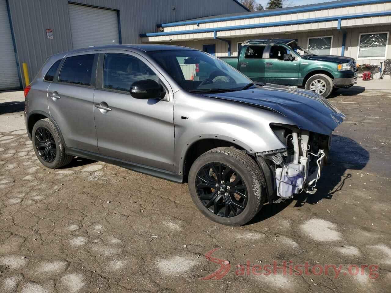 JA4AR3AU4JU007020 2018 MITSUBISHI OUTLANDER