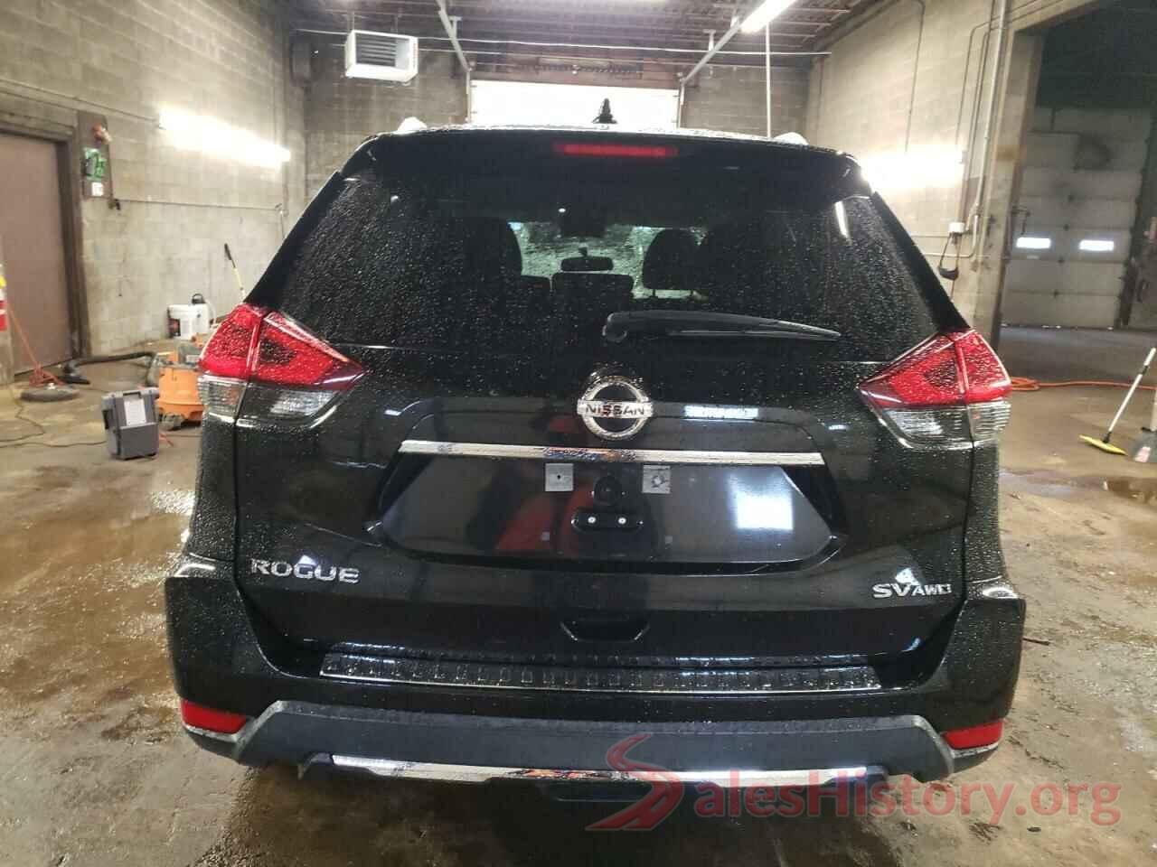 KNMAT2MV8JP583245 2018 NISSAN ROGUE