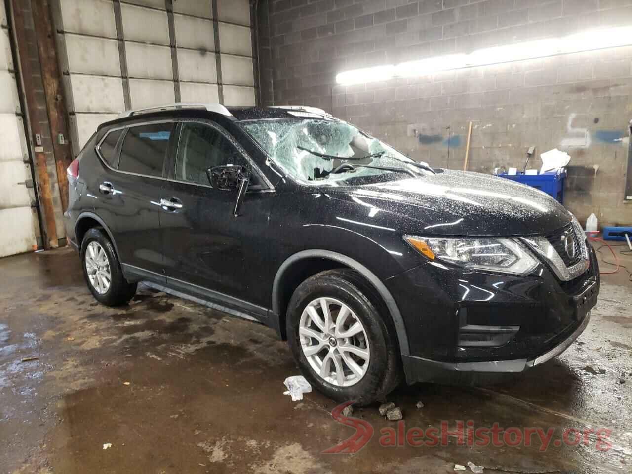 KNMAT2MV8JP583245 2018 NISSAN ROGUE