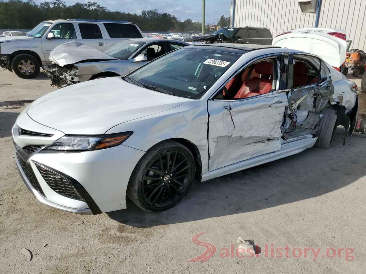 4T1K61AK8MU527775 2021 TOYOTA CAMRY