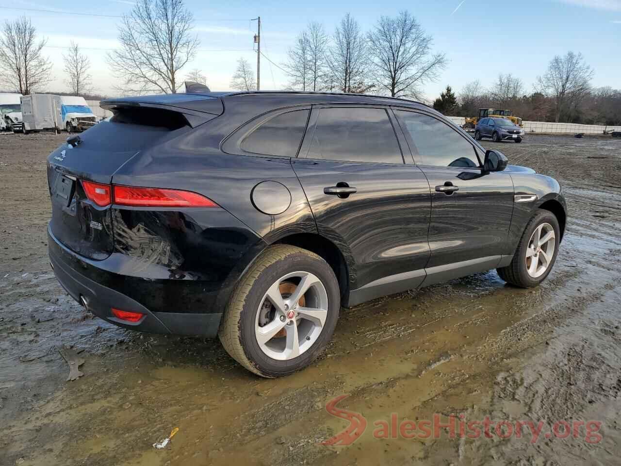 SADCJ2BV3HA880930 2017 JAGUAR F-PACE