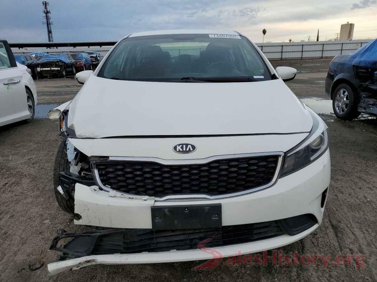 3KPFK4A79JE270909 2018 KIA FORTE