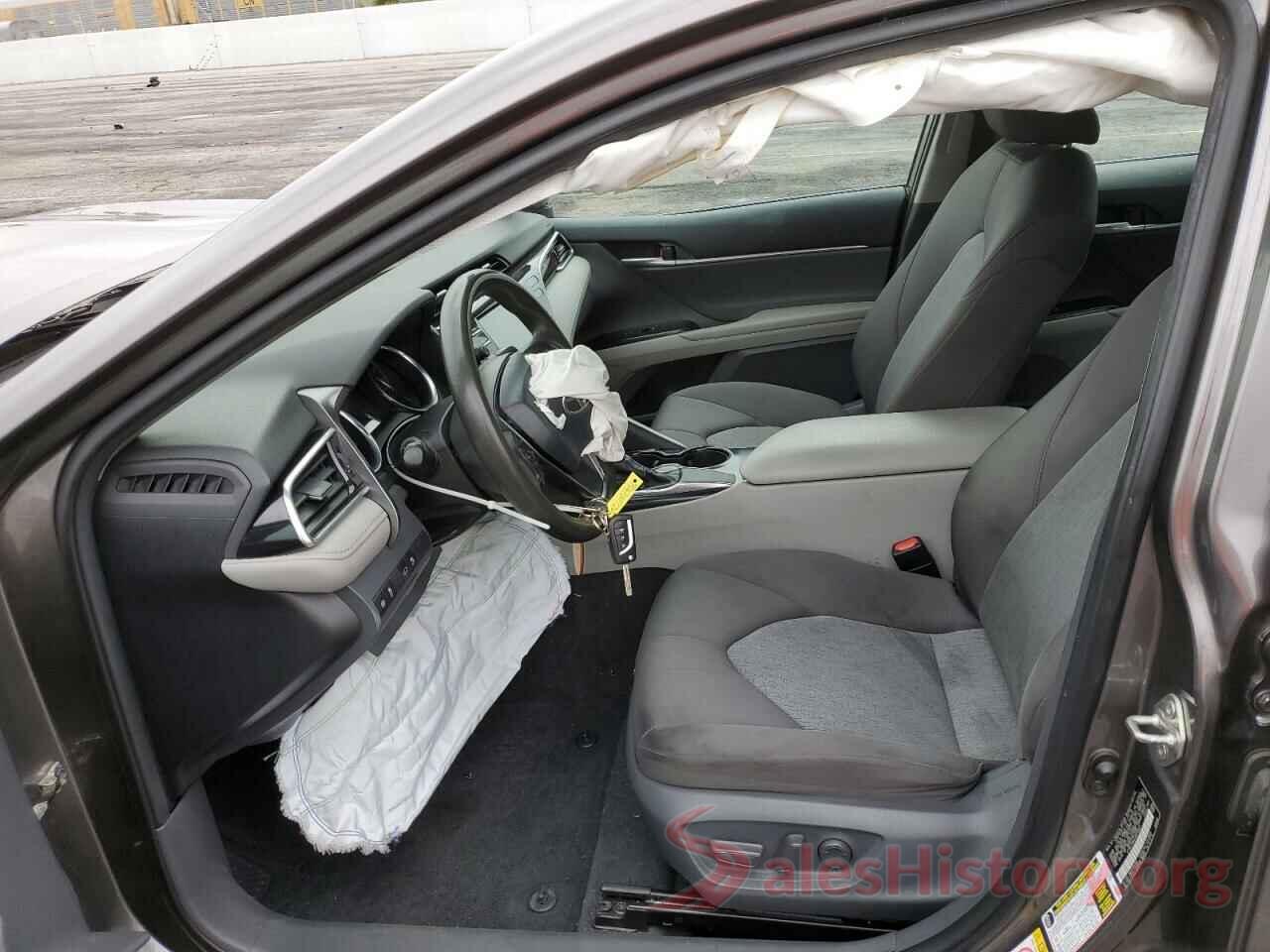 4T1B11HK6JU616051 2018 TOYOTA CAMRY