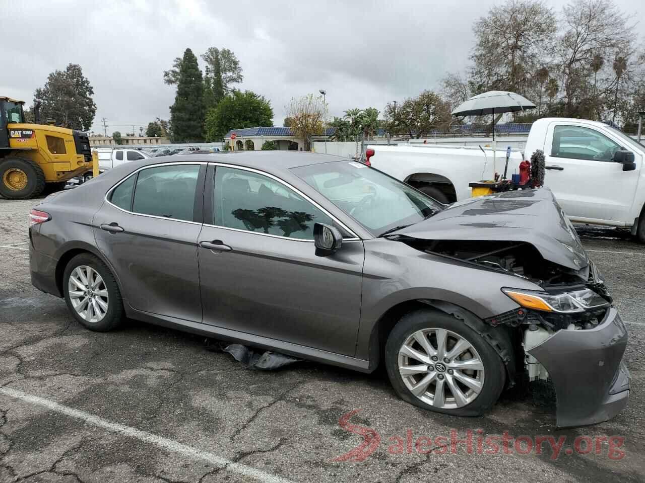 4T1B11HK6JU616051 2018 TOYOTA CAMRY