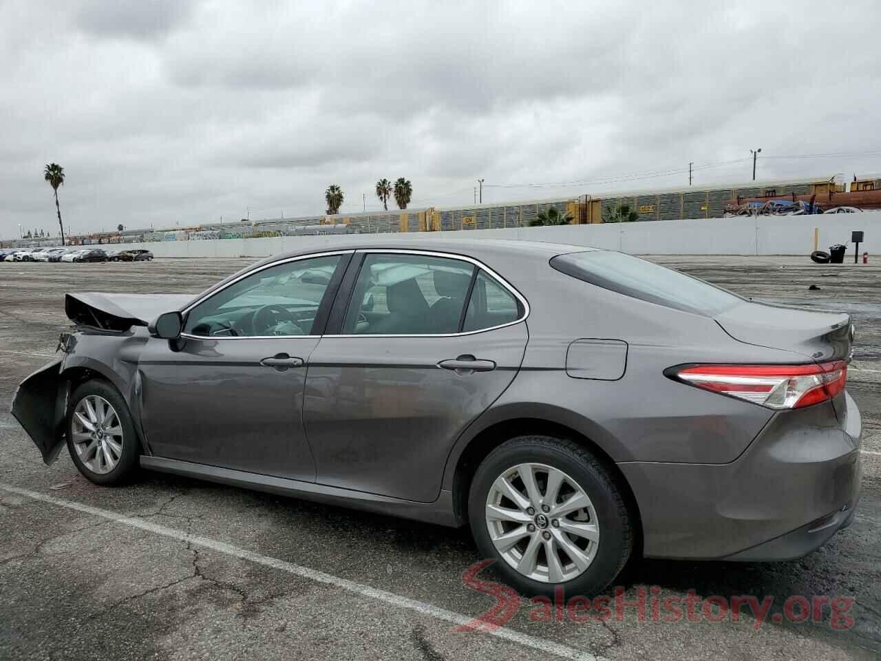 4T1B11HK6JU616051 2018 TOYOTA CAMRY