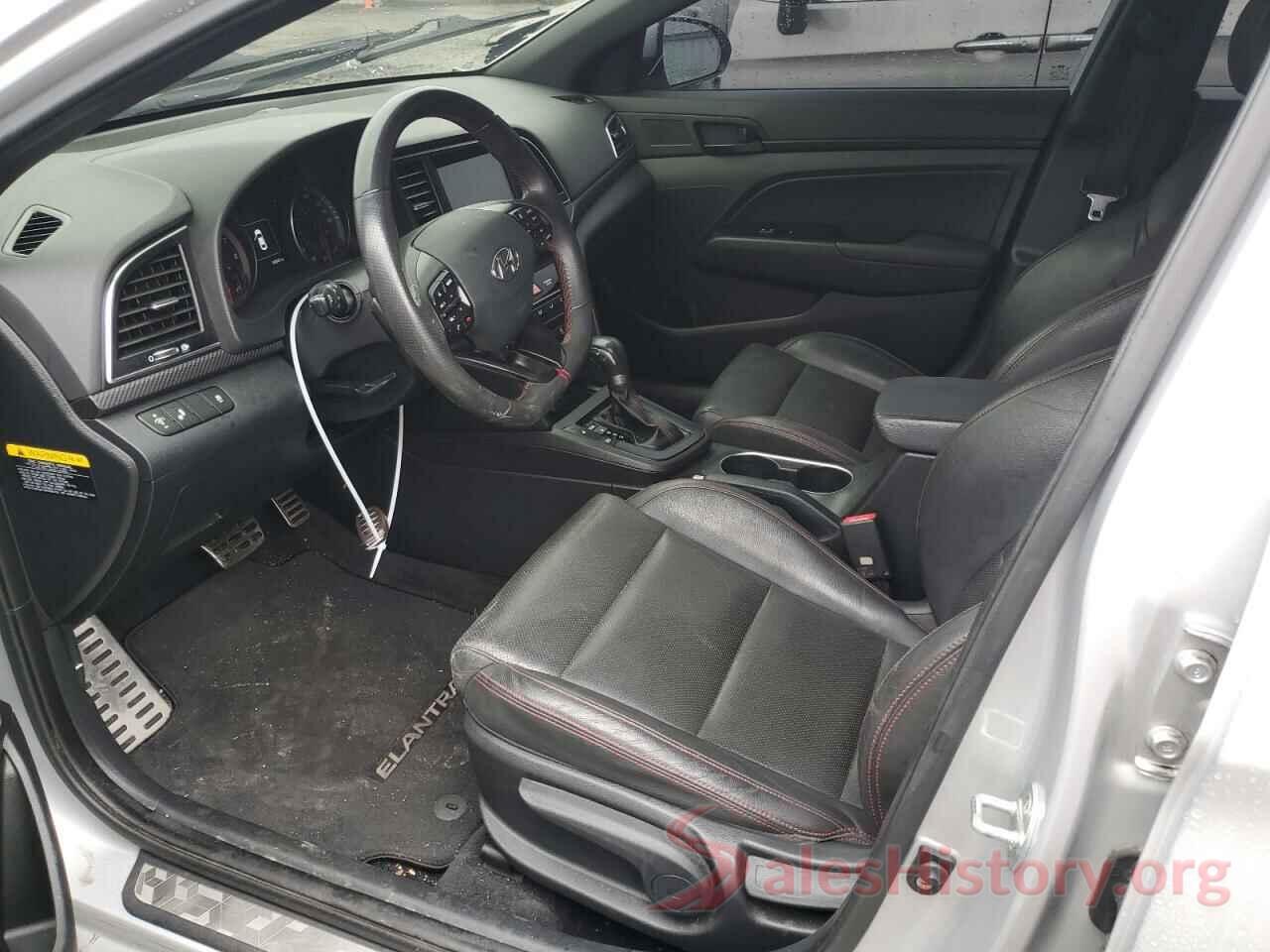 KMHD04LB0JU477829 2018 HYUNDAI ELANTRA