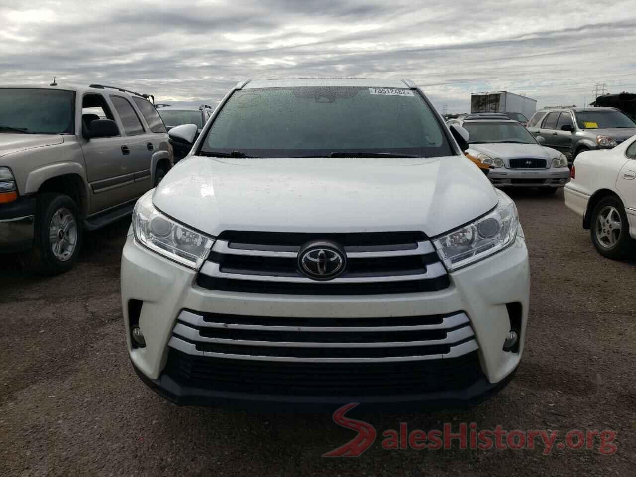 5TDJZRFH2HS471037 2017 TOYOTA HIGHLANDER