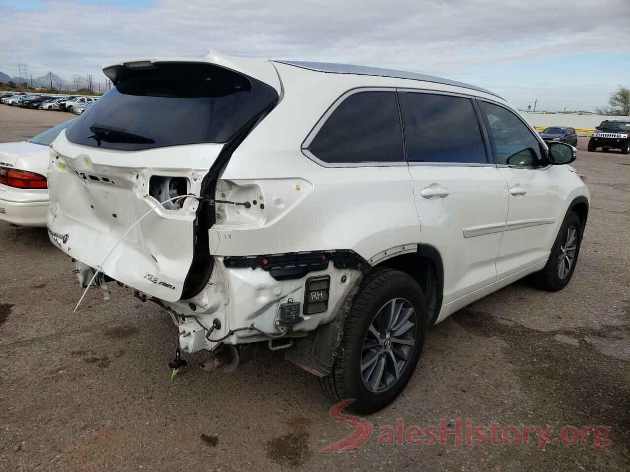 5TDJZRFH2HS471037 2017 TOYOTA HIGHLANDER